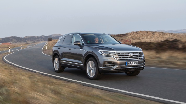 Volkswagen Touareg 2021. Desktop wallpaper