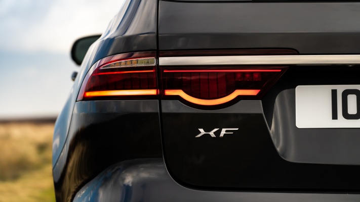 Jaguar XF Sportbrake D200 MHEV SE 2021. Desktop wallpaper