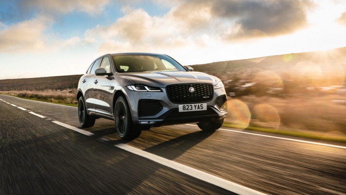 Jaguar F-PACE P400 MHEV R-Dynamic SE 2021. Desktop wallpaper
