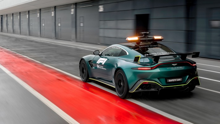 Aston Martin Vantage F1 Safety Car 2021. Desktop wallpaper