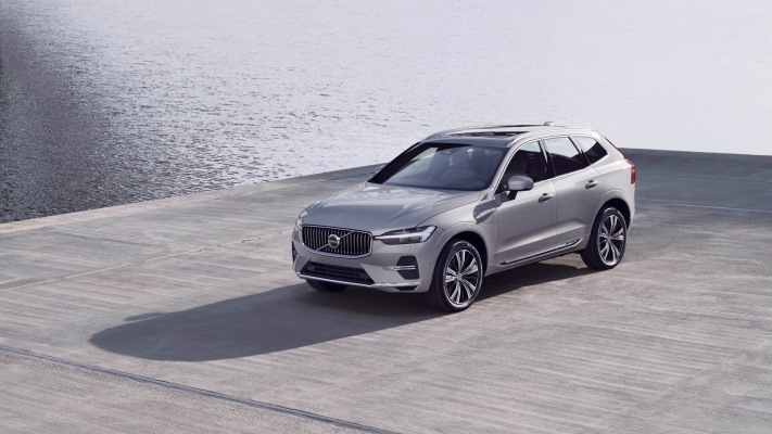 Volvo XC60 2022. Desktop wallpaper