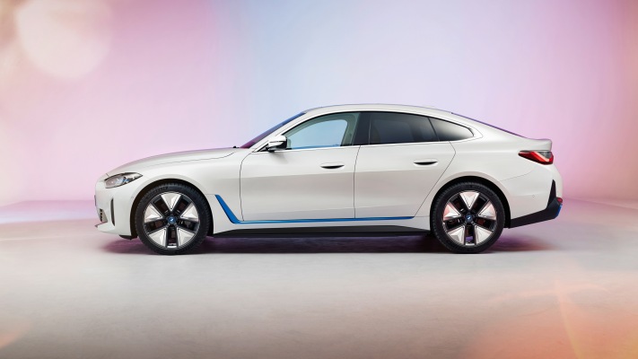 BMW i4 2022. Desktop wallpaper