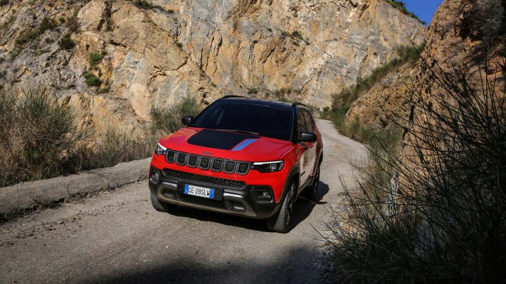 Jeep Compass Trailhawk 4xe 2022. Desktop wallpaper