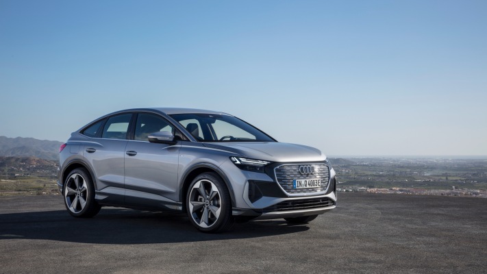 Audi Q4 Sportback e-tron 2022. Desktop wallpaper