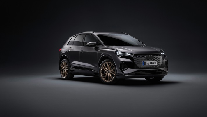 Audi Q4 e-tron 2022. Desktop wallpaper