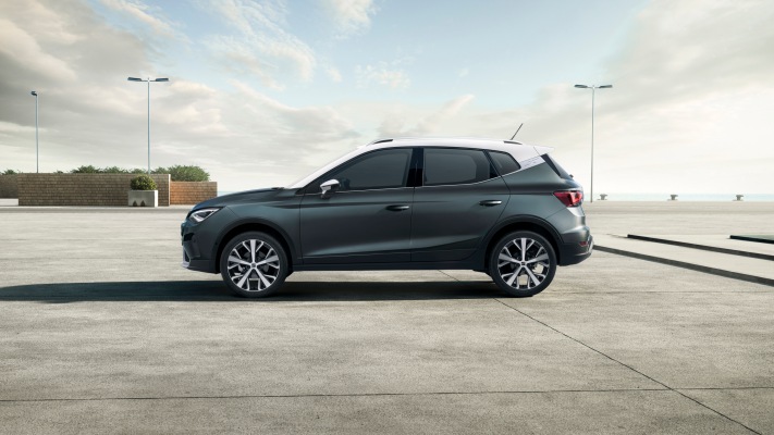 SEAT Arona Xperience Dark Camouflage 2021. Desktop wallpaper