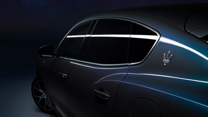 Maserati Levante Hybrid 2021. Desktop wallpaper