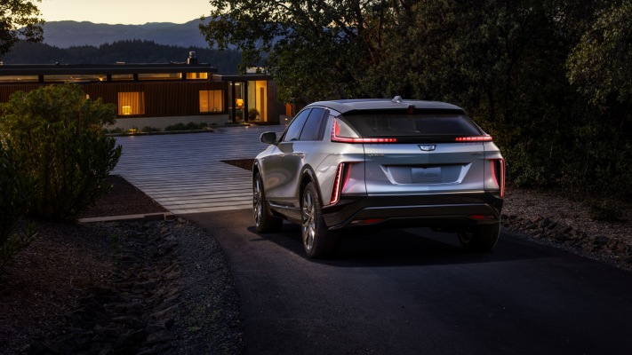 Cadillac Lyriq 2023. Desktop wallpaper