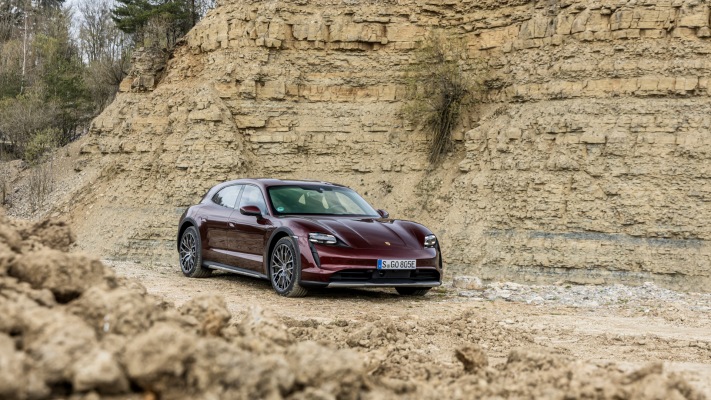 Porsche Taycan 4 Cross Turismo 2022. Desktop wallpaper
