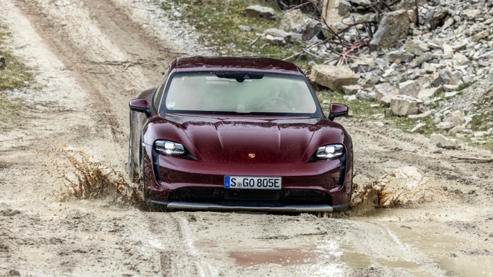 Porsche Taycan 4 Cross Turismo 2022. Desktop wallpaper