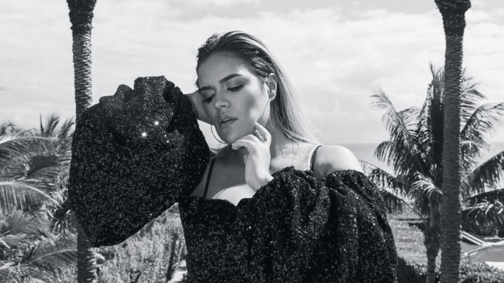 Karol G. Desktop wallpaper
