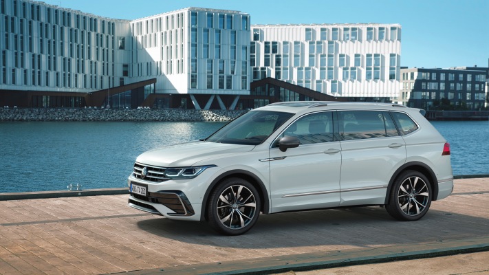 Volkswagen Tiguan Allspace 2022. Desktop wallpaper