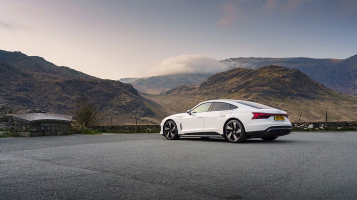 Audi e-tron GT quattro UK Version 2021. Desktop wallpaper