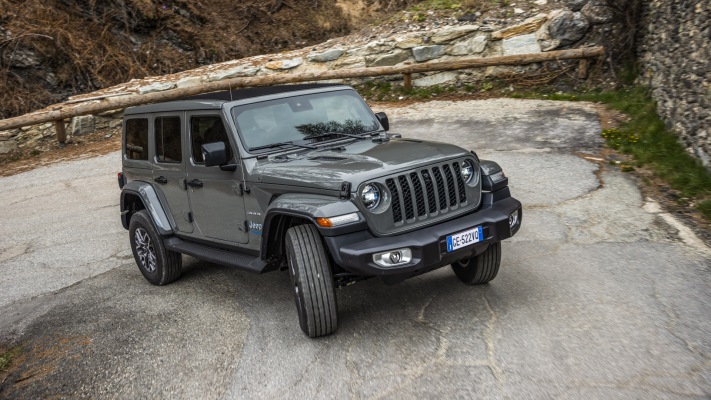 Jeep Wrangler Sahara 4xe 2021. Desktop wallpaper