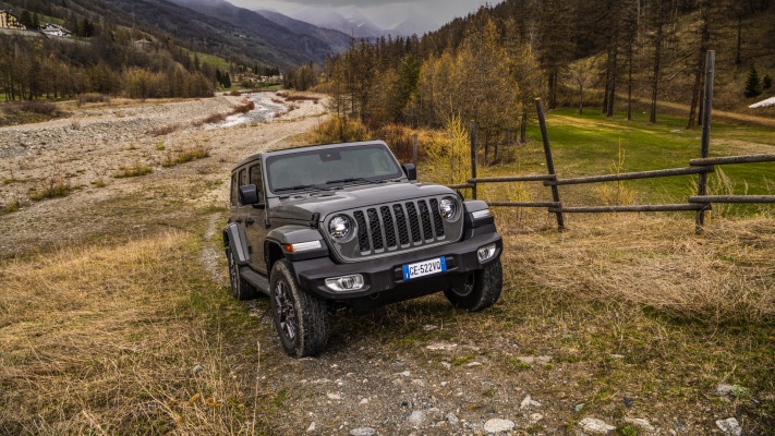 Jeep Wrangler Sahara 4xe 2021. Desktop wallpaper