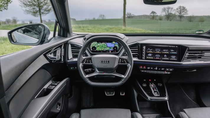 Audi Q4 Sportback 50 e-tron quattro 2022. Desktop wallpaper