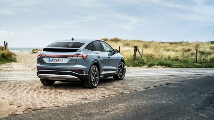 Audi Q4 Sportback 50 e-tron quattro Edition One 2022. Desktop wallpaper