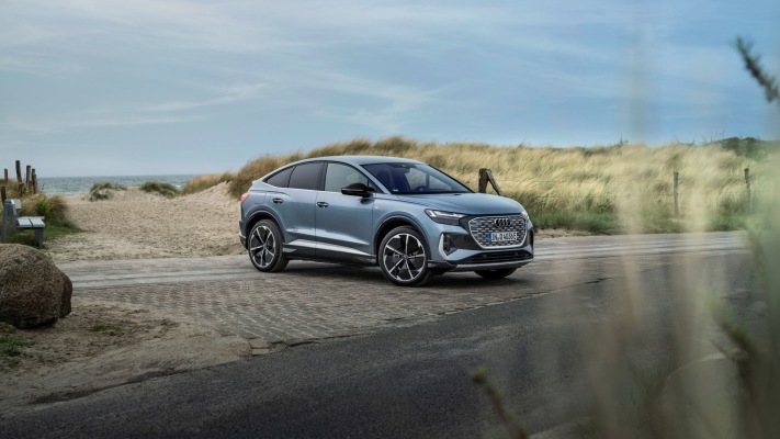 Audi Q4 Sportback 50 e-tron quattro Edition One 2022. Desktop wallpaper