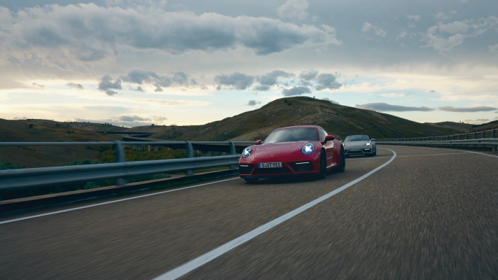 Porsche 911 Carrera GTS 2022. Desktop wallpaper