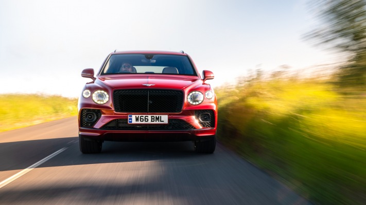 Bentley Bentayga Hybrid 1st Edition UK Version 2021. Desktop wallpaper