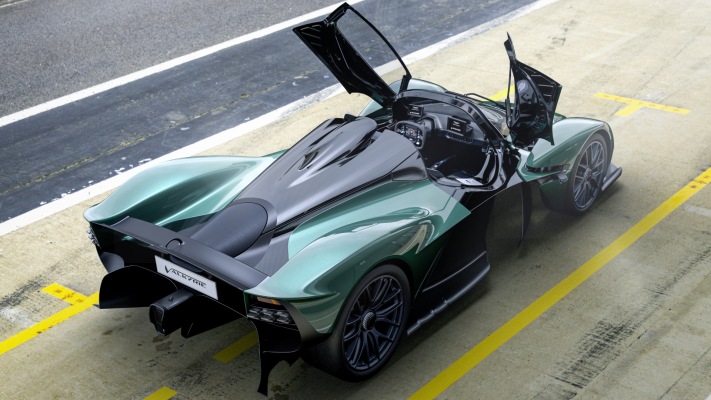 Aston Martin Valkyrie Spyder 2022. Desktop wallpaper