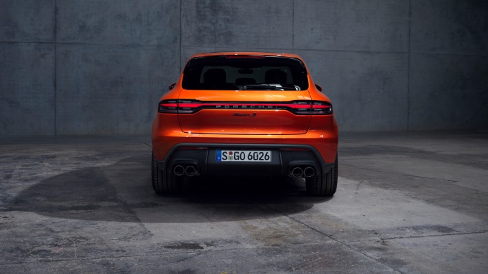 Porsche Macan S 2022. Desktop wallpaper