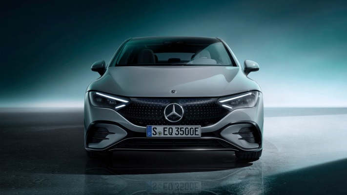 Mercedes-Benz EQE 350 2023. Desktop wallpaper