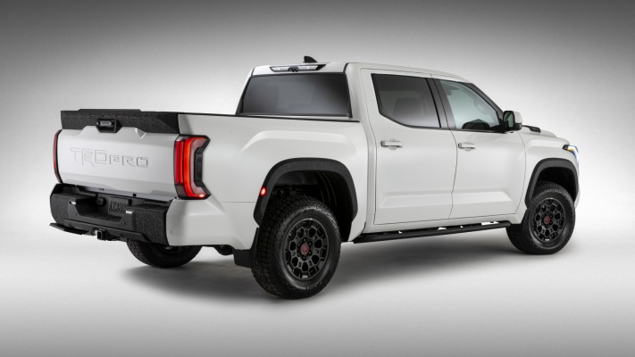 Toyota Tundra TRD Pro 2022. Desktop wallpaper