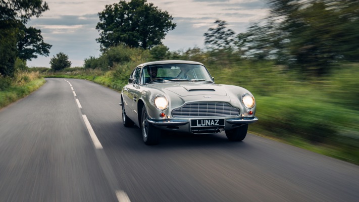 Aston Martin DB6 Lunaz 2021. Desktop wallpaper