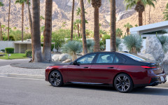 Desktop wallpaper. BMW 760i xDrive USA Version 2023. ID:151501