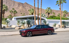 Desktop wallpaper. BMW 760i xDrive USA Version 2023. ID:151502
