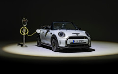 Desktop wallpaper. MINI Cooper SE Convertible 2023. ID:153213