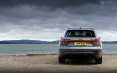 Desktop wallpaper. Audi Q8 e-tron quattro UK Version 2024. ID:153948