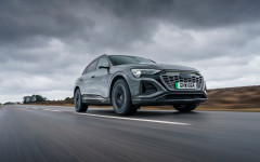 Desktop wallpaper. Audi Q8 e-tron quattro UK Version 2024. ID:153953