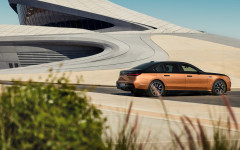 Desktop wallpaper. BMW i7 M70 xDrive 2024. ID:154305