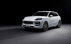 Desktop wallpaper. Porsche Cayenne E-Hybrid 2024. ID:154334