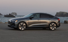 Desktop wallpaper. Audi Q8 Sportback e-tron quattro USA Version 2024. ID:155254