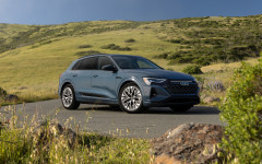 Desktop wallpaper. Audi Q8 e-tron quattro USA Version 2024. ID:155261