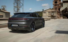 Desktop wallpaper. Porsche Cayenne Turbo E-Hybrid Coupe GT Package 2024. ID:156890