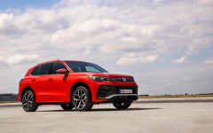 Desktop wallpaper. Volkswagen Tiguan Hybrid 2024. ID:157144