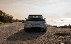 Desktop wallpaper. Porsche Cayenne Turbo E-Hybrid Coupe 2024. ID:157575