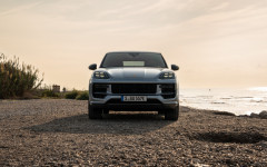 Desktop wallpaper. Porsche Cayenne Turbo E-Hybrid Coupe 2024. ID:157576