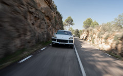Desktop wallpaper. Porsche Cayenne S E-Hybrid 2024. ID:157579