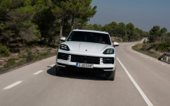 Desktop wallpaper. Porsche Cayenne S E-Hybrid 2024. ID:157580
