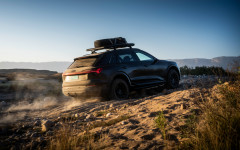 Desktop wallpaper. Audi Q8 e-tron Dakar Edition 2024. ID:158418