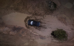 Desktop wallpaper. Audi Q8 e-tron Dakar Edition 2024. ID:158422