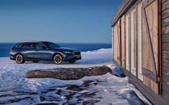 Desktop wallpaper. BMW 520d xDrive Touring 2025. ID:158707