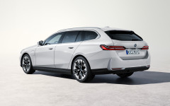 Desktop wallpaper. BMW 530e Touring 2025. ID:158721
