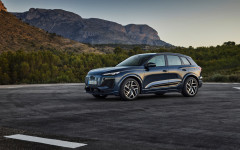 Desktop wallpaper. Audi Q6 e-tron quattro 2025. ID:159329