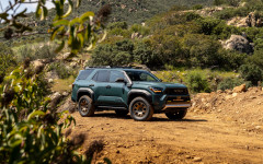 Desktop wallpaper. Toyota 4Runner Trailhunter 2025. ID:159768